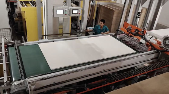 satın al Dekoratif paneller için 4'×8' Kısa Dönüm Baskı hattı Konkretif için hidrolik sıcak baskı online manufacture