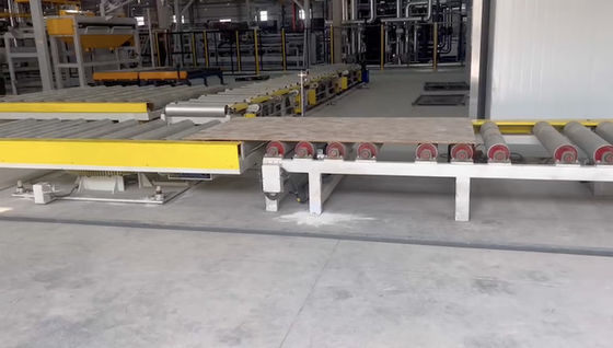 satın al Melamin Kısa Döngülü Baskı Otomatik Tahta Üretim hattı 1800 ton online manufacture